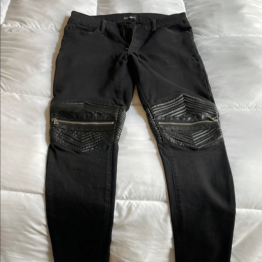 Fashion Nova Black Skinny Jeans with Zippered Knee Panels